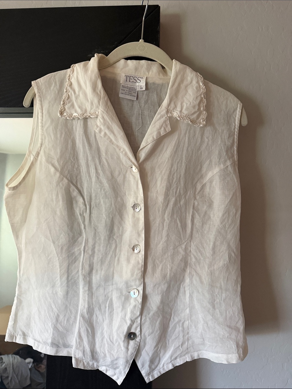 Vintage Tess Sleeveless Button-Front Top in White Size 10